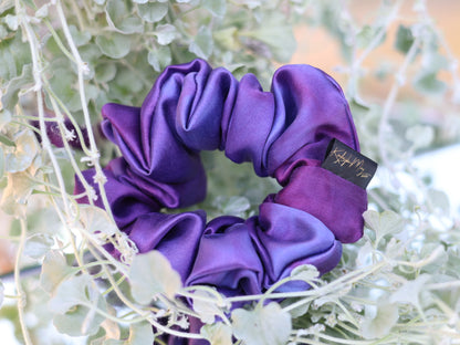 Amy - 22 Momme Mulberry Silk Scrunchie